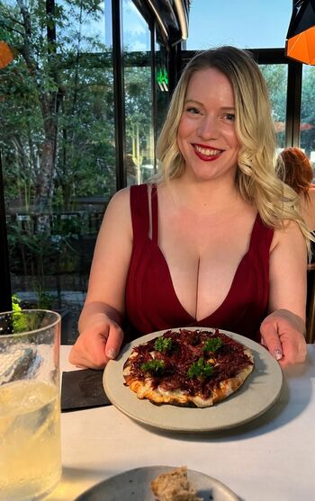 Full leaked Laura katz page private photo