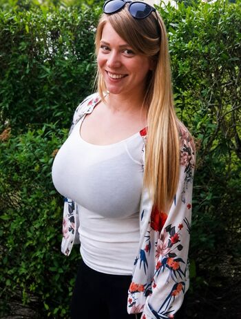 Full leaked Laura katz private photo