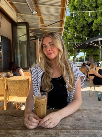 Laura Leigh