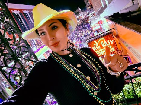 Full leaked Laura loomer private photo