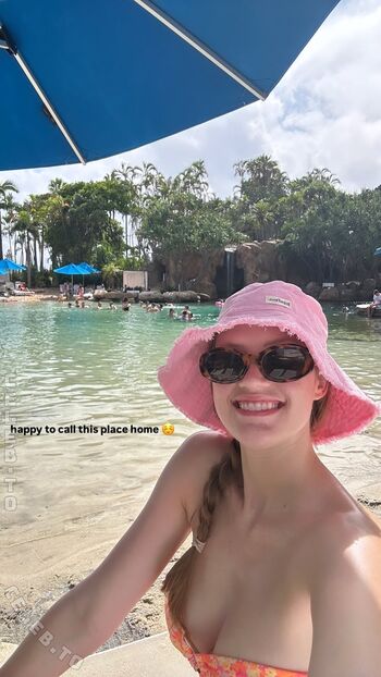 Full leaked Laura mae private onlyfans photo