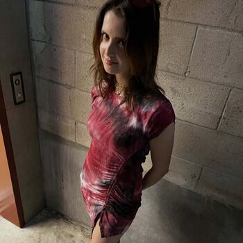 Full leaked Laura marano private photo