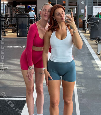 Full leaked Laura michelle private photo