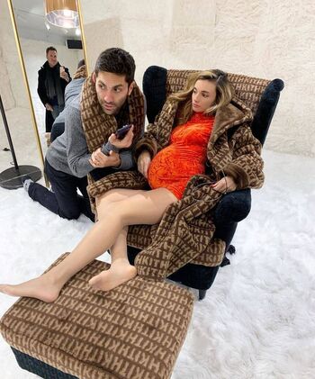 Full leaked Laura perlongo private onlyfans photo