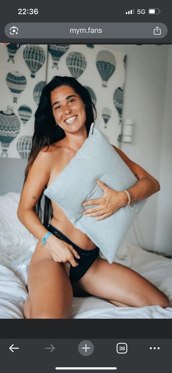 Full leaked Laura petard private photo