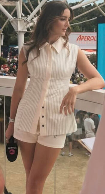 Full leaked Laura robson private onlyfans photo