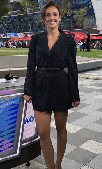 Full leaked Laura robson private onlyfans photo