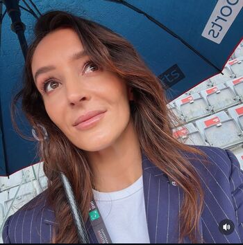 Full leaked Laura robson page private photo
