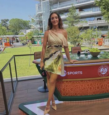 Full leaked Laura robson private photo