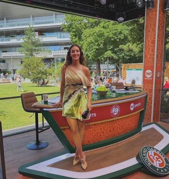 Full leaked Laura robson private photo