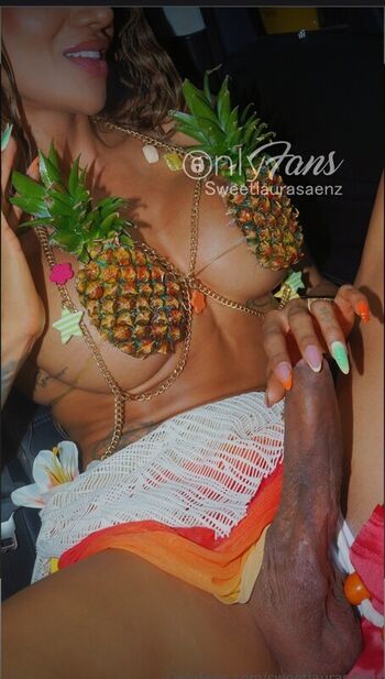 Full leaked Laura saenz private photo