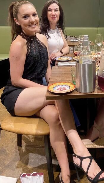 Full leaked Laura tobin page private onlyfans photo