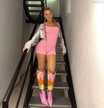 Full leaked Laura vetter private photo