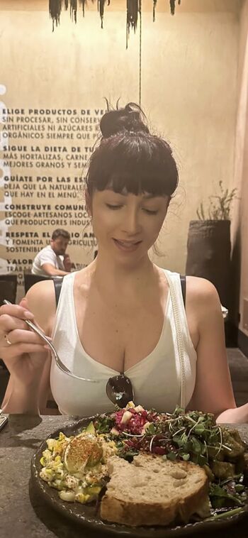 Full leaked Laura vignatti private onlyfans photo