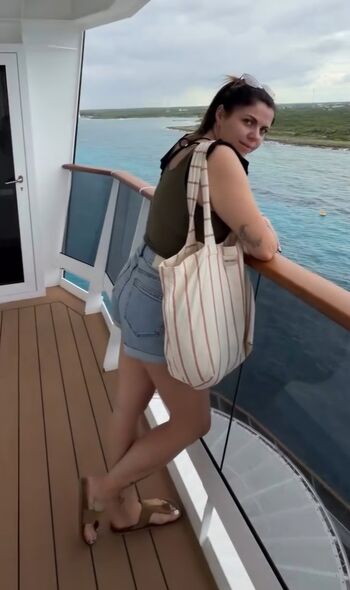 Full leaked Laura private photo