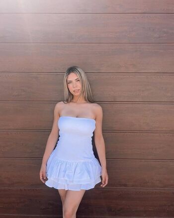 Full leaked Lauraalguaciil private photo