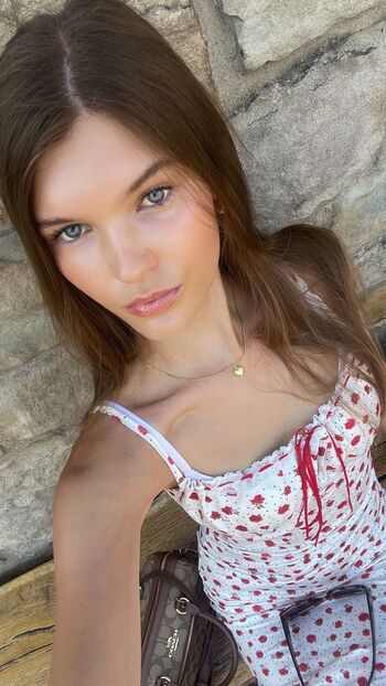 Full leaked Laurafermann private photo