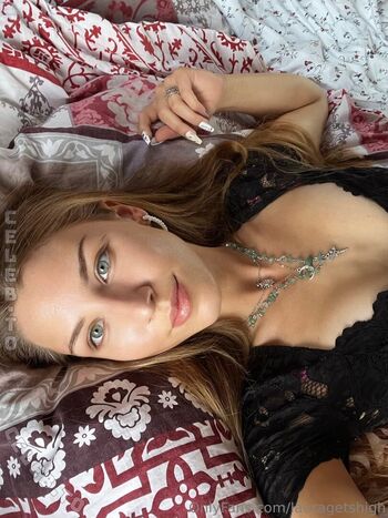Full leaked Lauragetshigh private photo