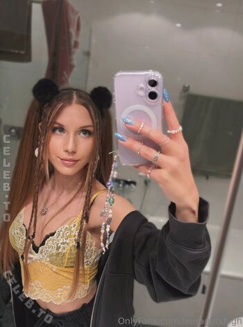 Full leaked Lauragetshigh private photo