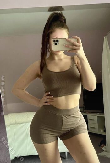 Full leaked Lauralianajane private photo