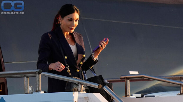 Full leaked Lauraloomer private photo
