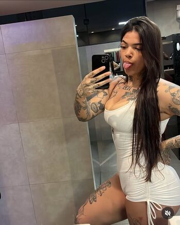 Full leaked Lauralopx private onlyfans photo