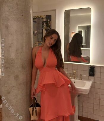 Full leaked Lauramjj private photo