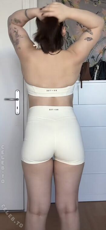 Full leaked Laurassoberlife private onlyfans photo