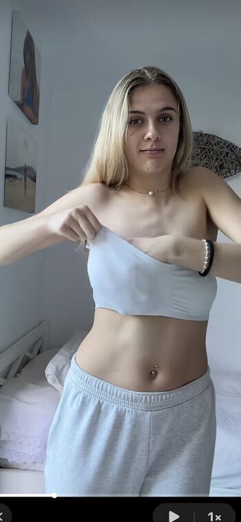 Full leaked Laurazurron private photo