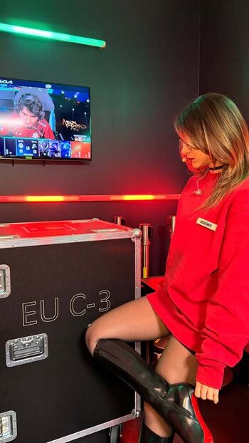 Full leaked Laure valee page private onlyfans photo