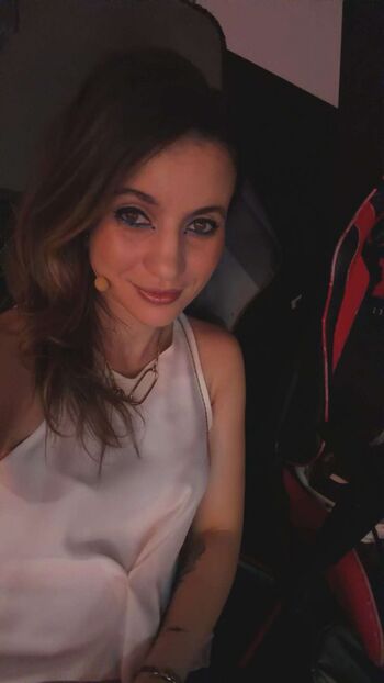 Full leaked Laure valee private onlyfans photo