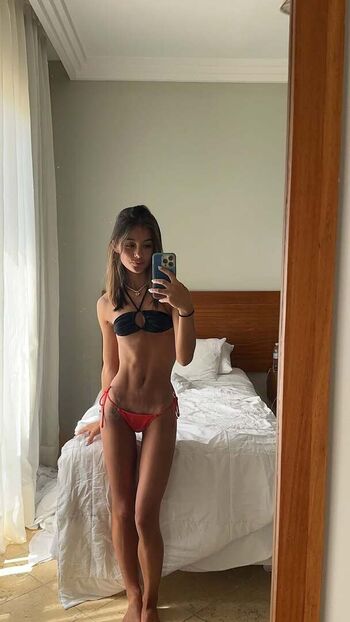 Full leaked Lauren avelina private onlyfans photo