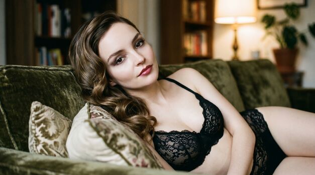 Full leaked Lauren mayberry private photo