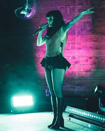 Full leaked Lauren mayberry private photo