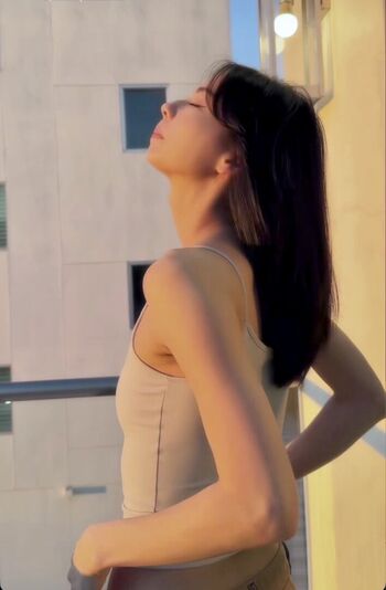 Full leaked Lauren tsai page private onlyfans photo