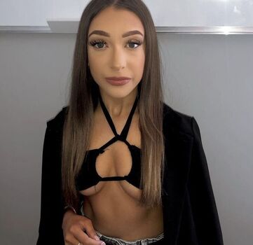 Full leaked Laurenking private onlyfans photo