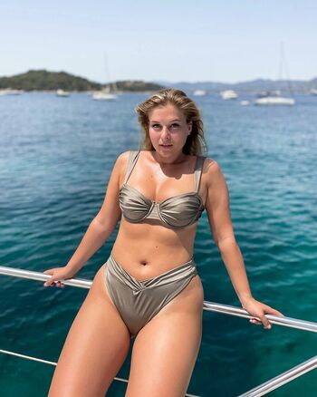 Full leaked Laurence bekaert page private photo