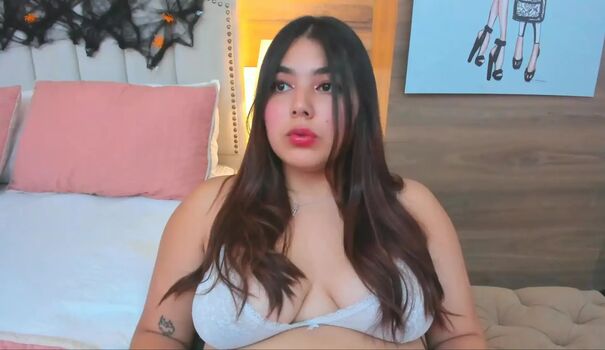 Full leaked Laurenncurvy private onlyfans photo