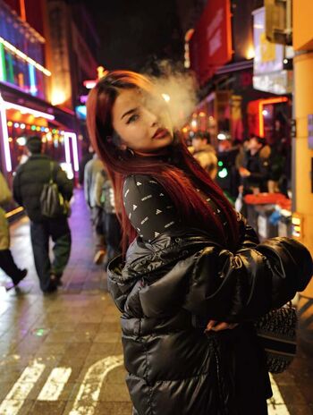 Laurensia Ineke Lrnsiakke ????????