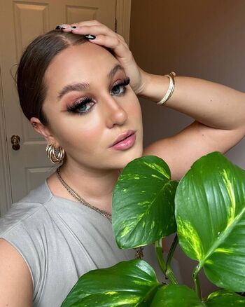 Full leaked Laurraaa m private photo