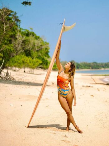 Full leaked Laury thilleman private photo