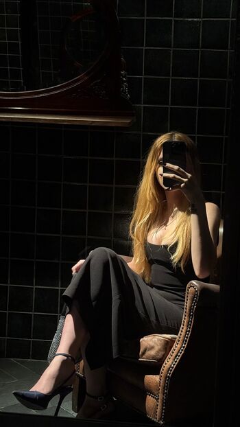 Full leaked Lavifiorio page private photo