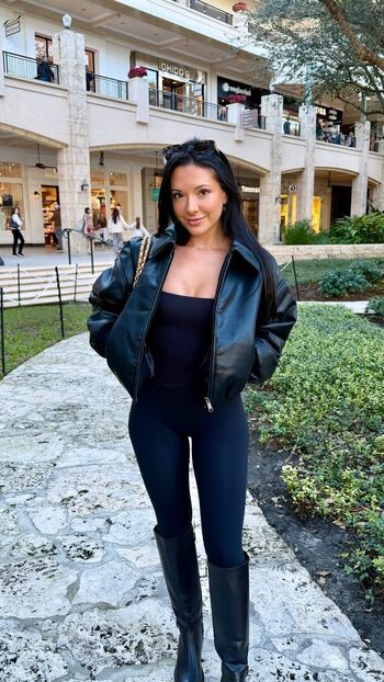 Full leaked Layah heilpern private onlyfans photo