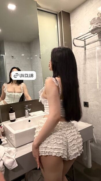 Full leaked Layda trkstn private photo