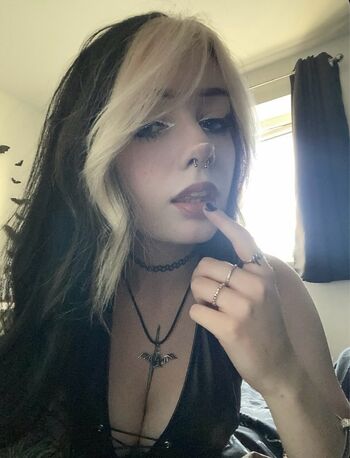 Full leaked Layla jade moon private photo