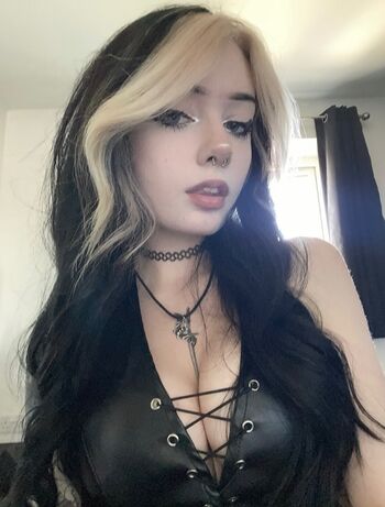 Full leaked Layla jade moon private photo