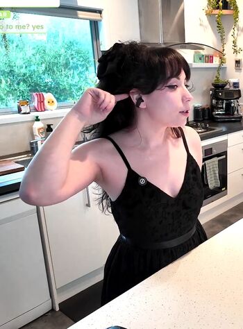 Full leaked Layna lazar private onlyfans photo