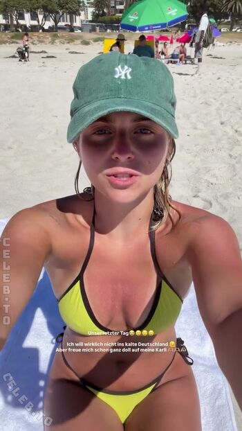 Full leaked Lea breuer page private onlyfans photo