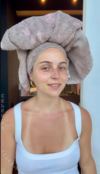 Full leaked Lea breuer private photo