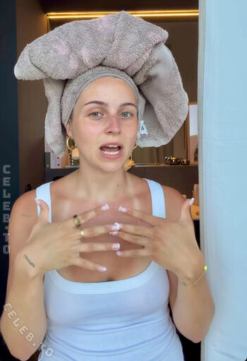 Full leaked Lea breuer private photo